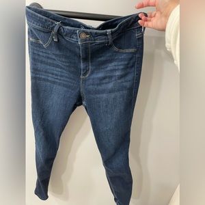 Curvy High Rise skinny jeans